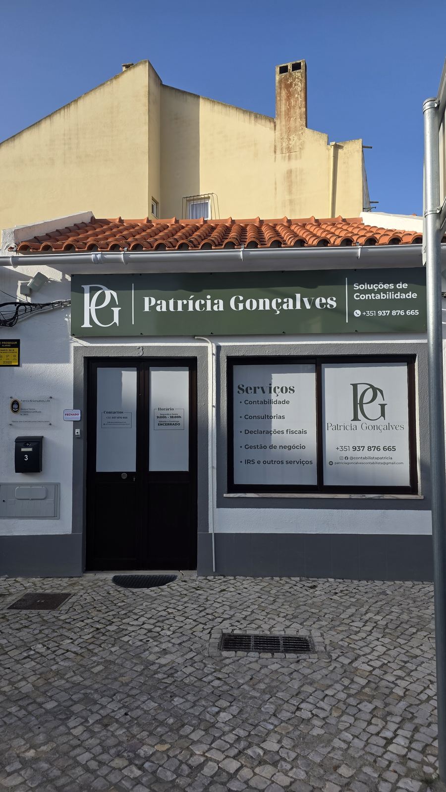 Fachada do escritório da Patrícia Gonçalves, em Samora Correia
